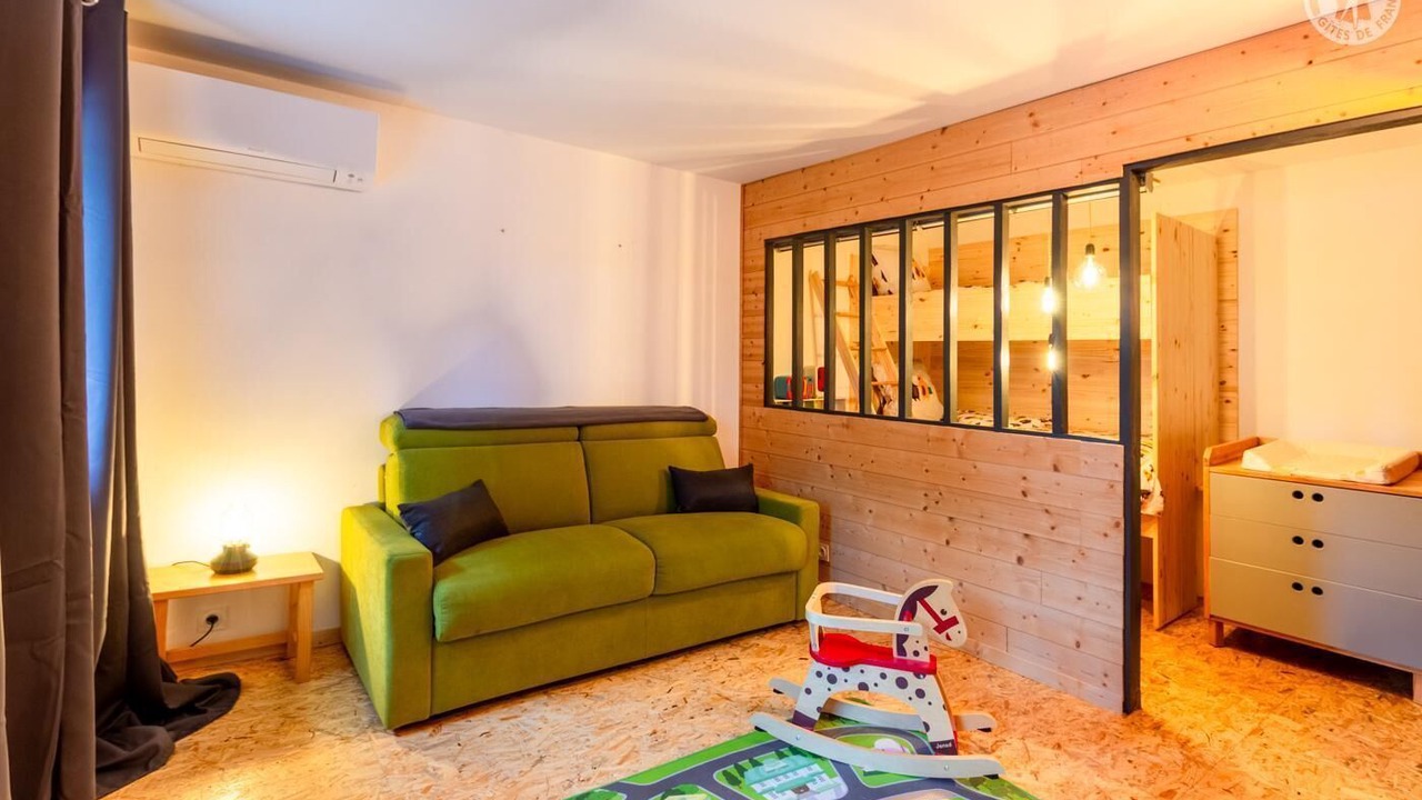 Photo of Others in Francin