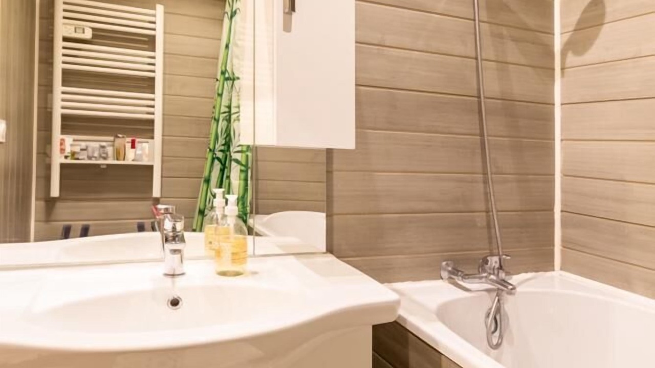 Photo of Others in Francin