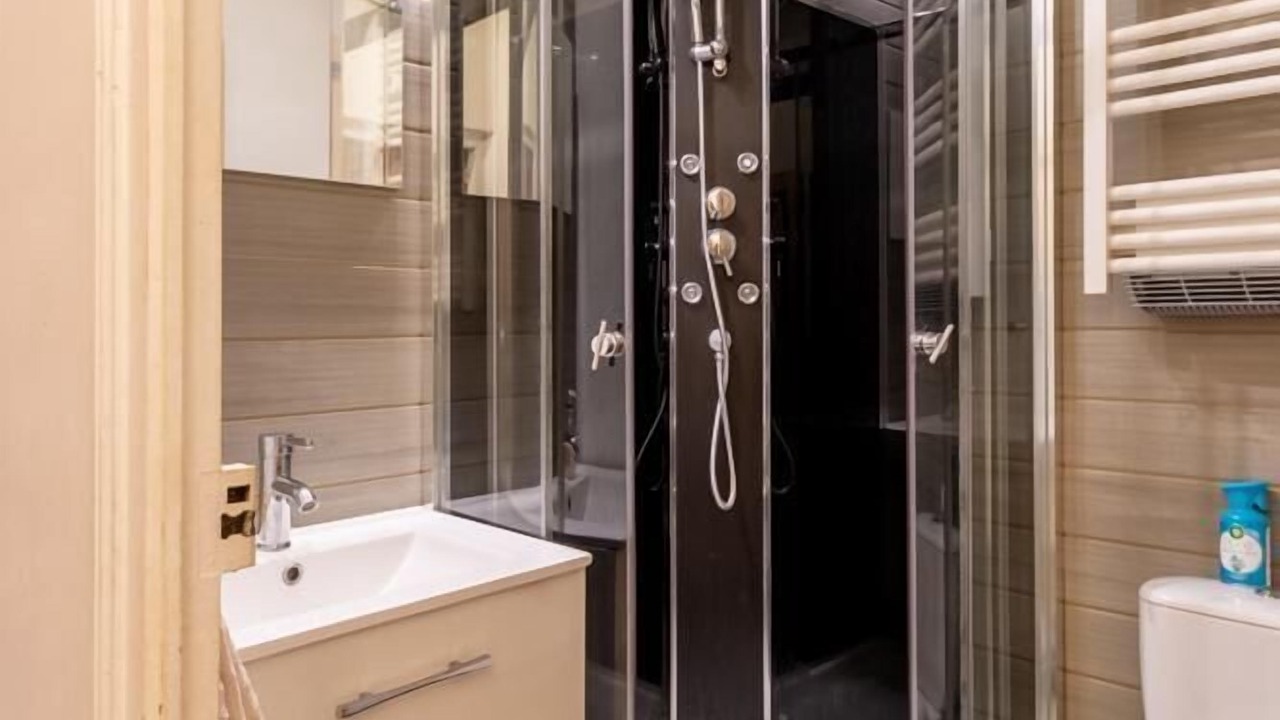 Photo of Others in Francin