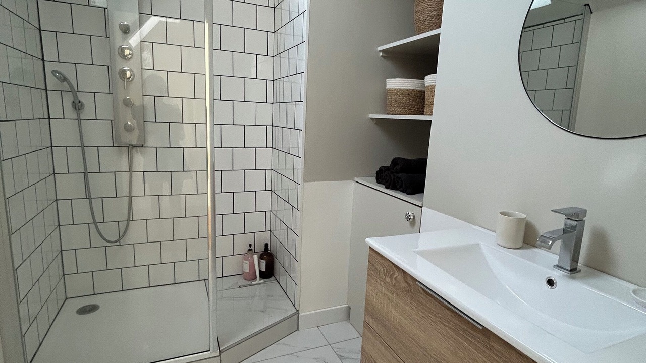 Photo of Others in Saint-Carne