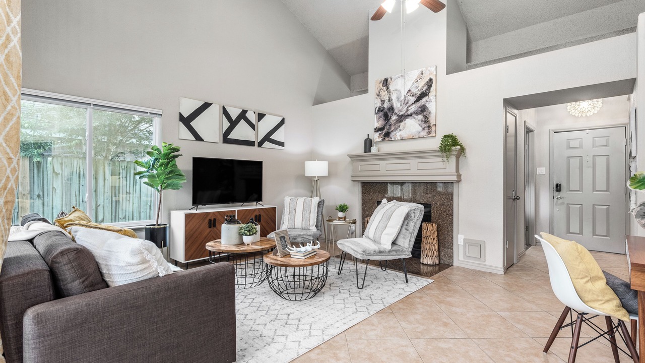 Photo of Livingroom in Barker