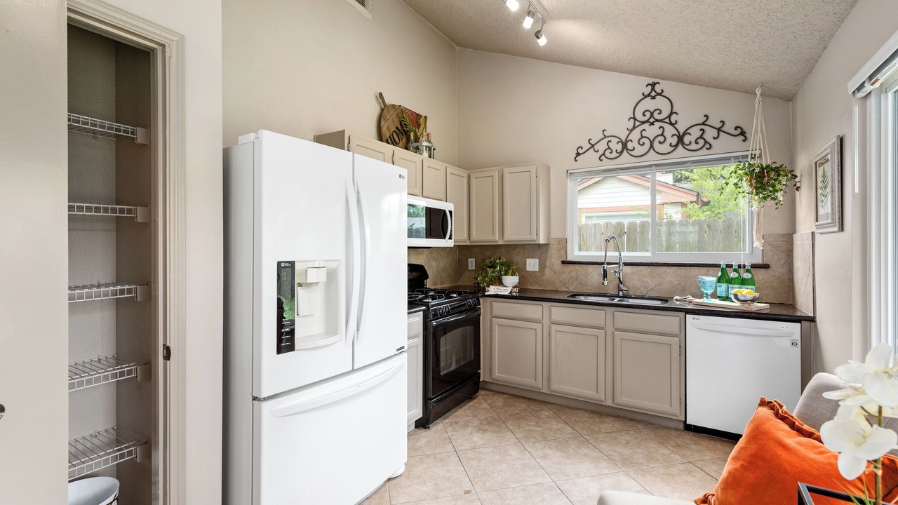 Photo of Kitchen in Barker