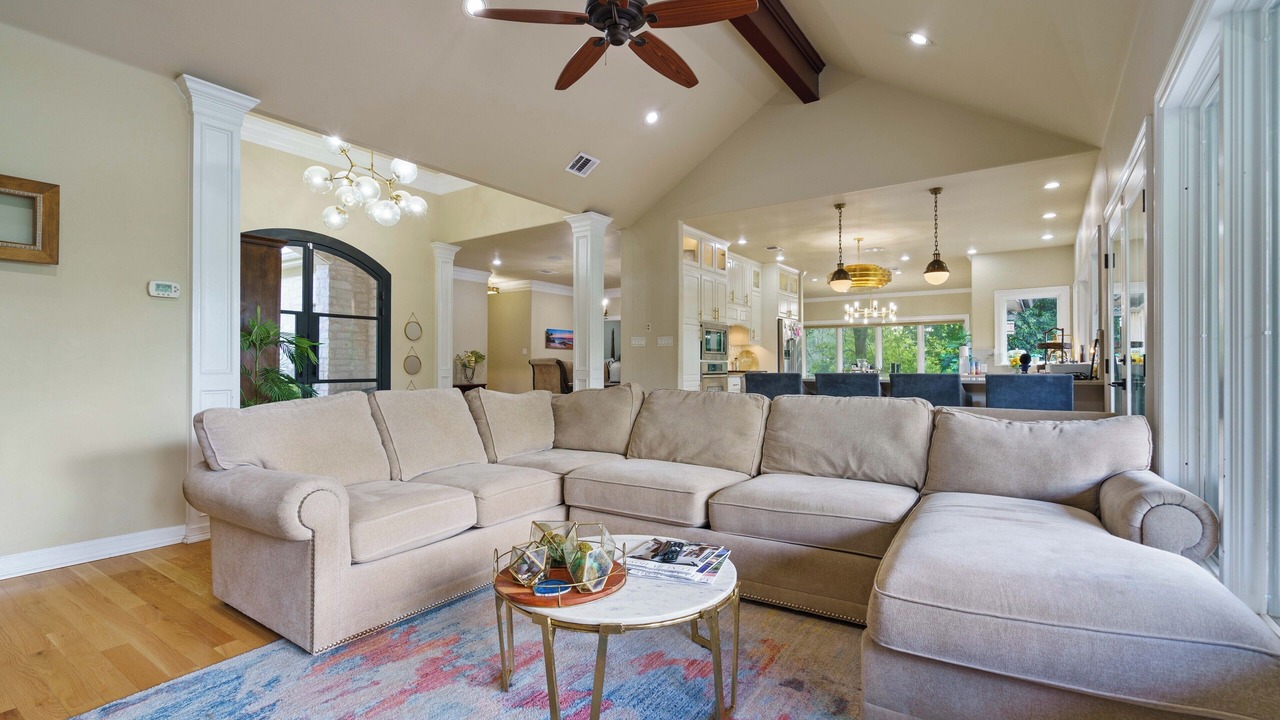 Photo of Livingroom in Leander