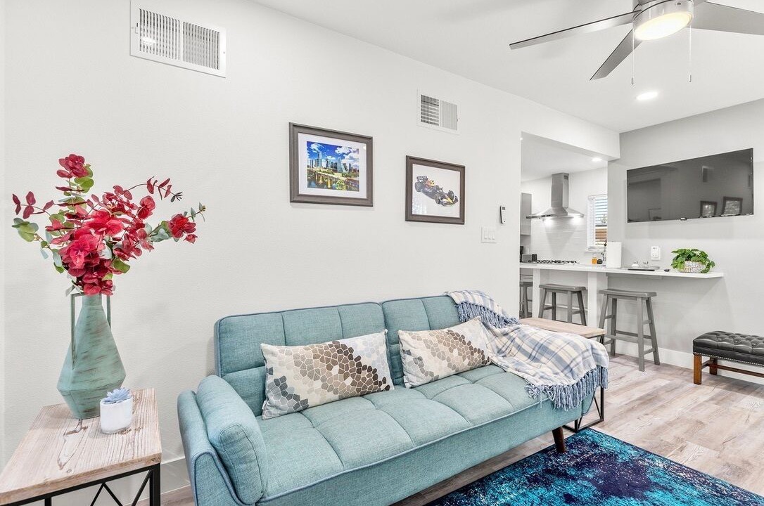 Photo of Livingroom in Garfield