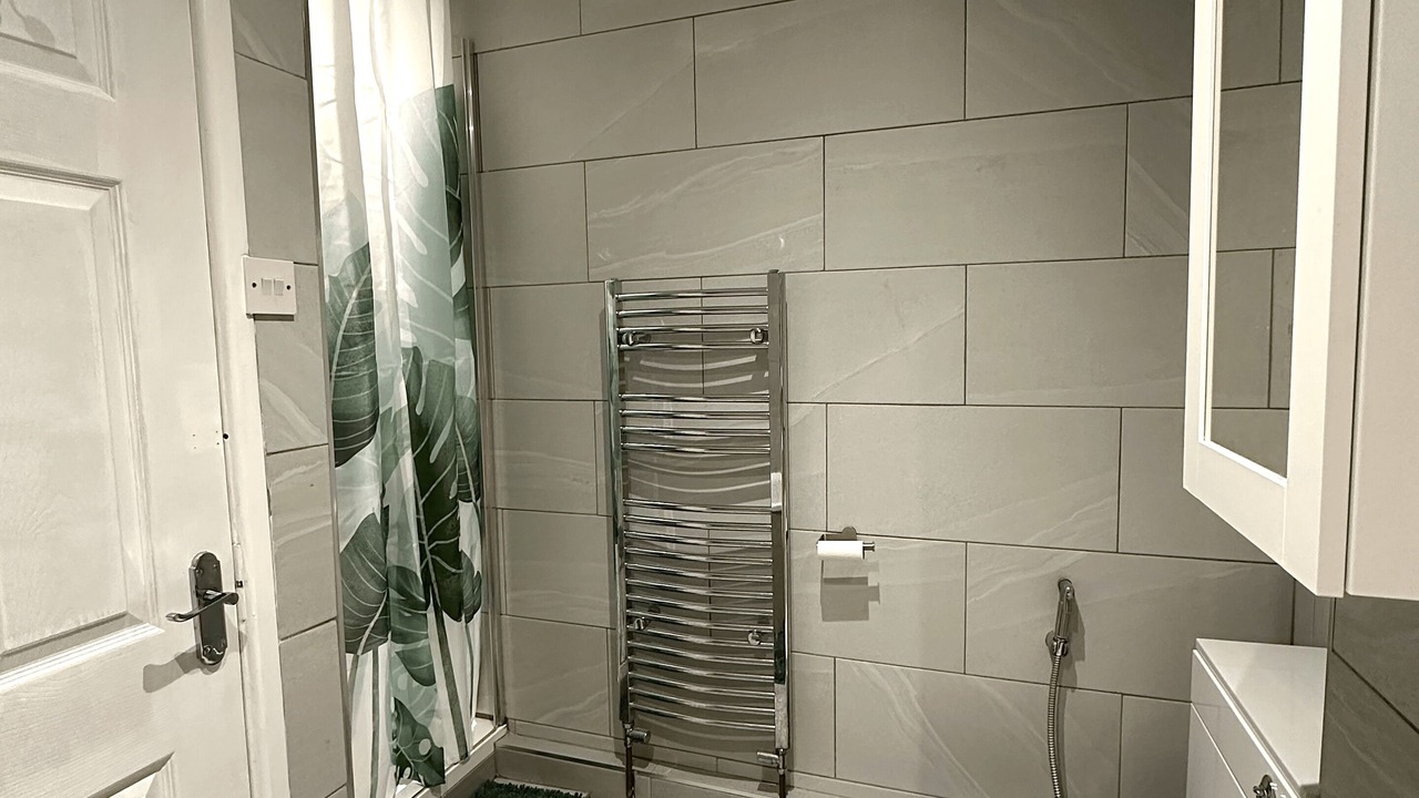 Photo of Others in Ladywell