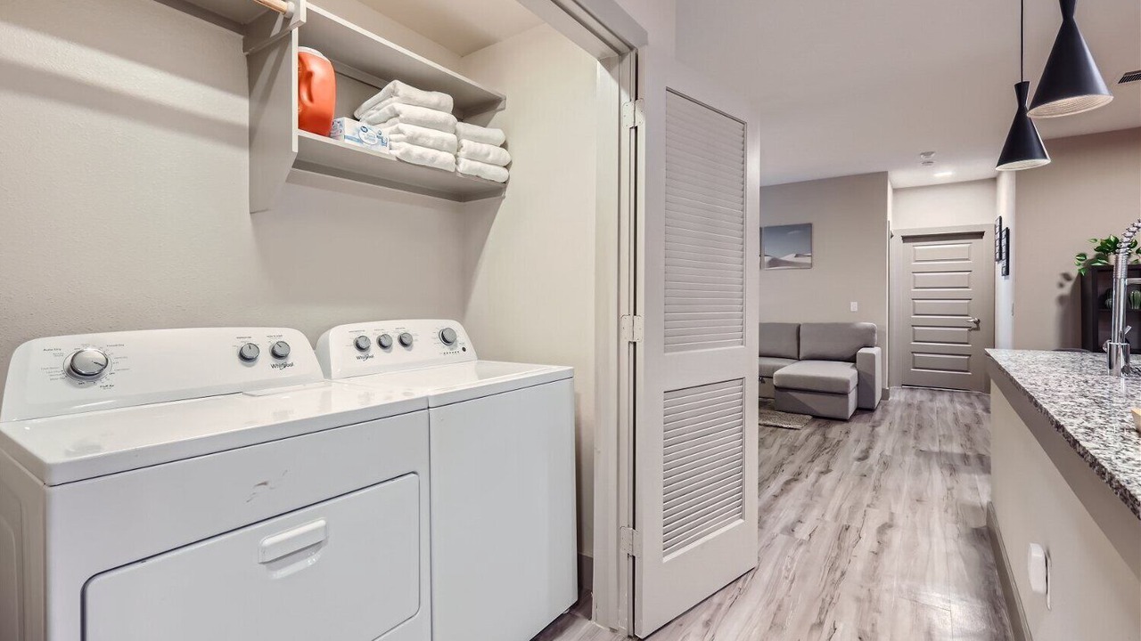 Photo of Bedroom in Montopolis