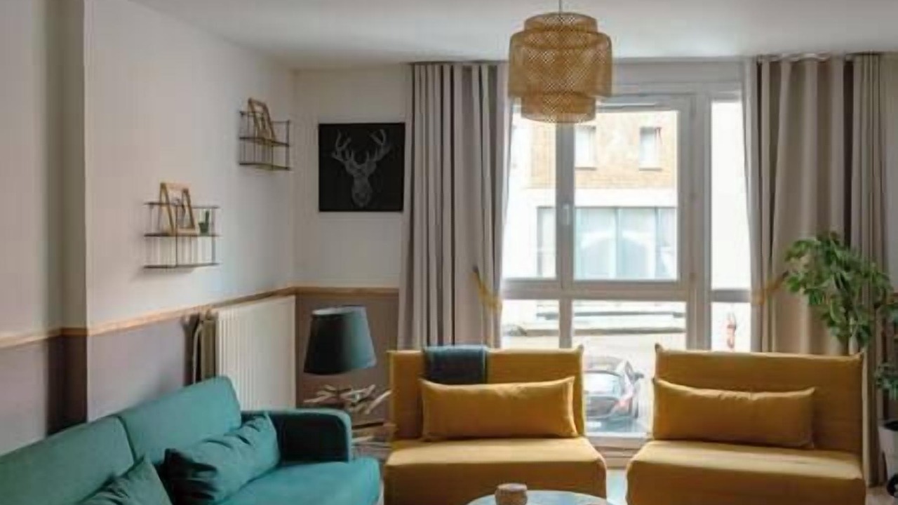 Photo of Others in Lens