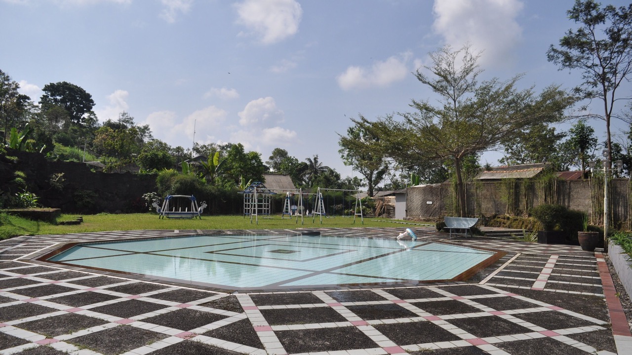Photo of Outdoor in Baturaden
