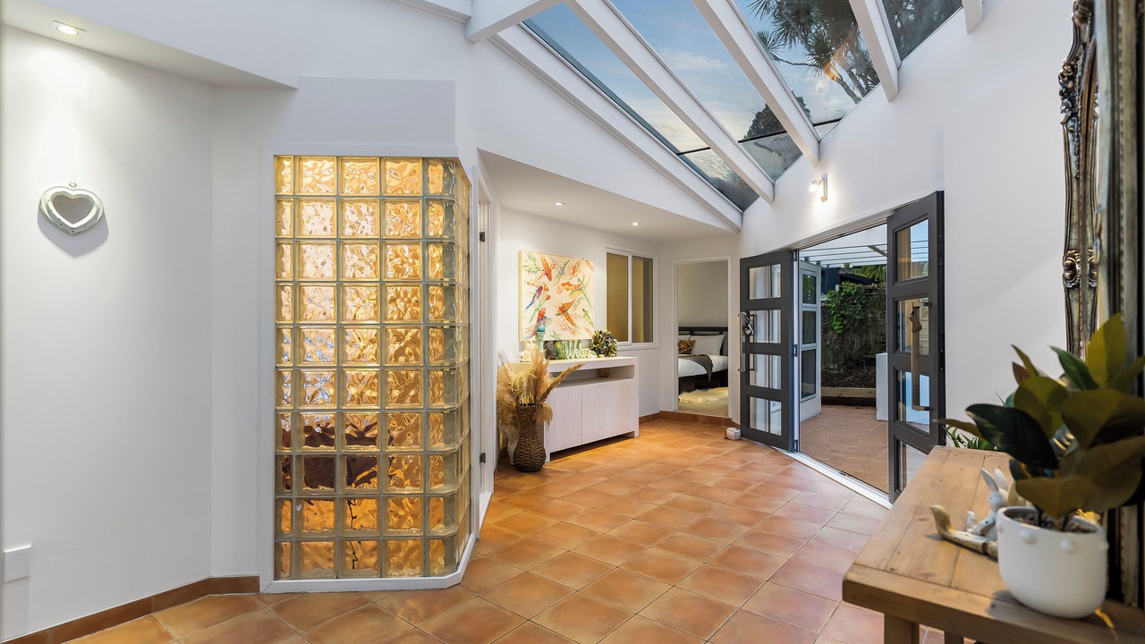 Photo of Others in Greenhithe