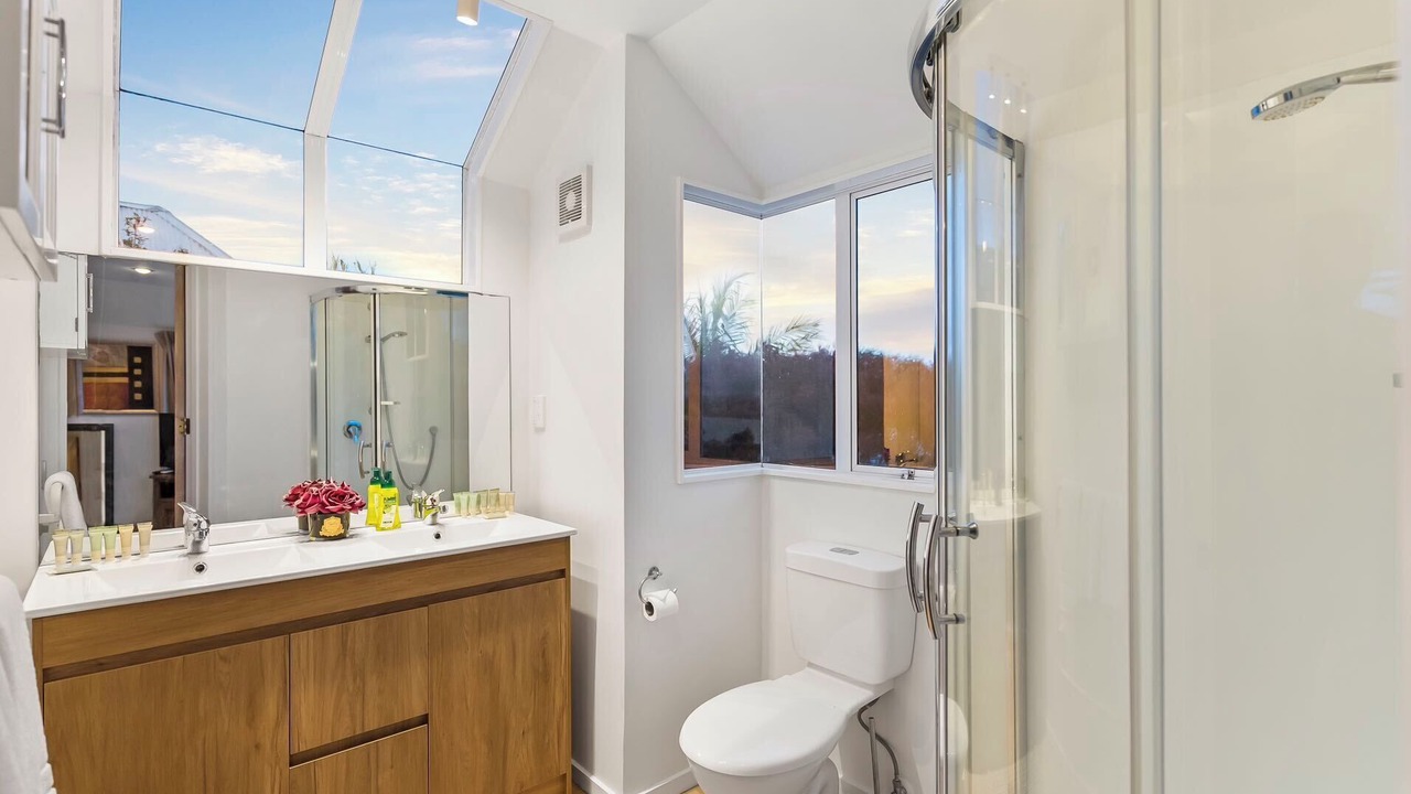 Photo of Others in Greenhithe