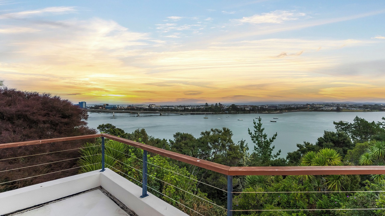 Photo of Outdoor in Greenhithe