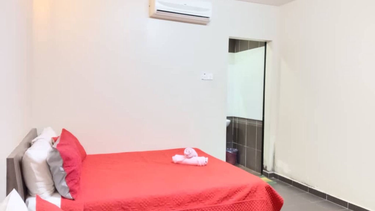 Photo of Others in Kampung Kuala Parit