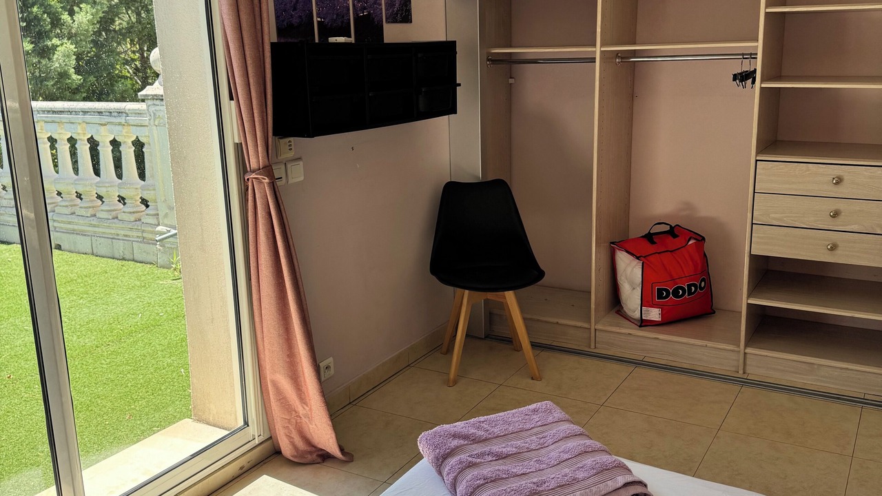 Photo of Others in Saint-Just