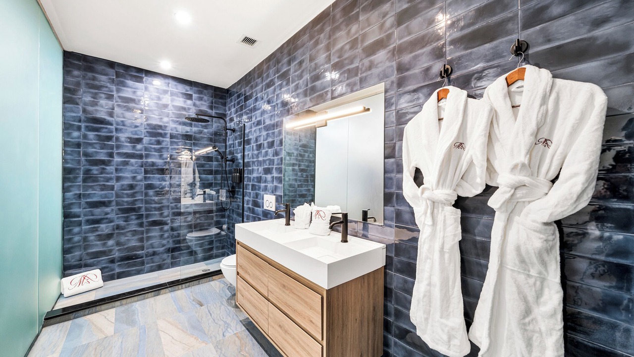 Photo of Bedroom in Midtown East