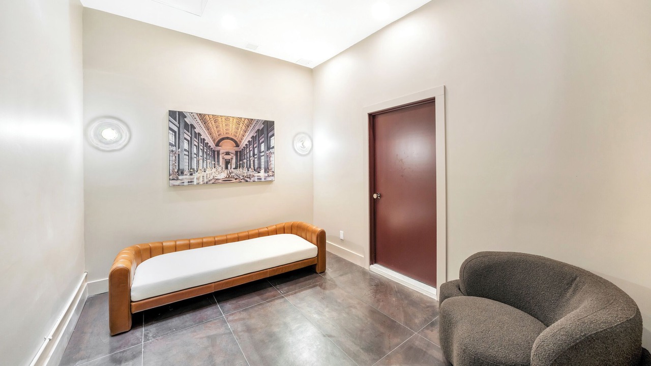 Photo of Bedroom in Midtown East