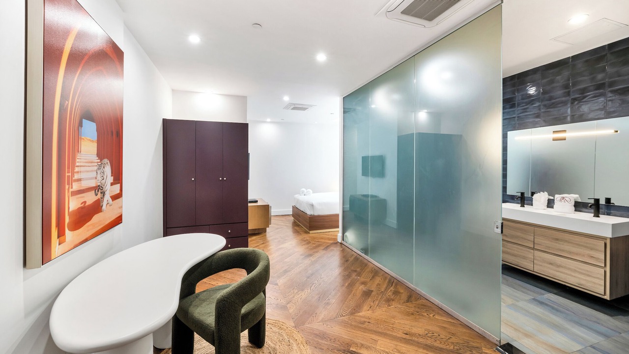 Photo of Bedroom in Midtown East