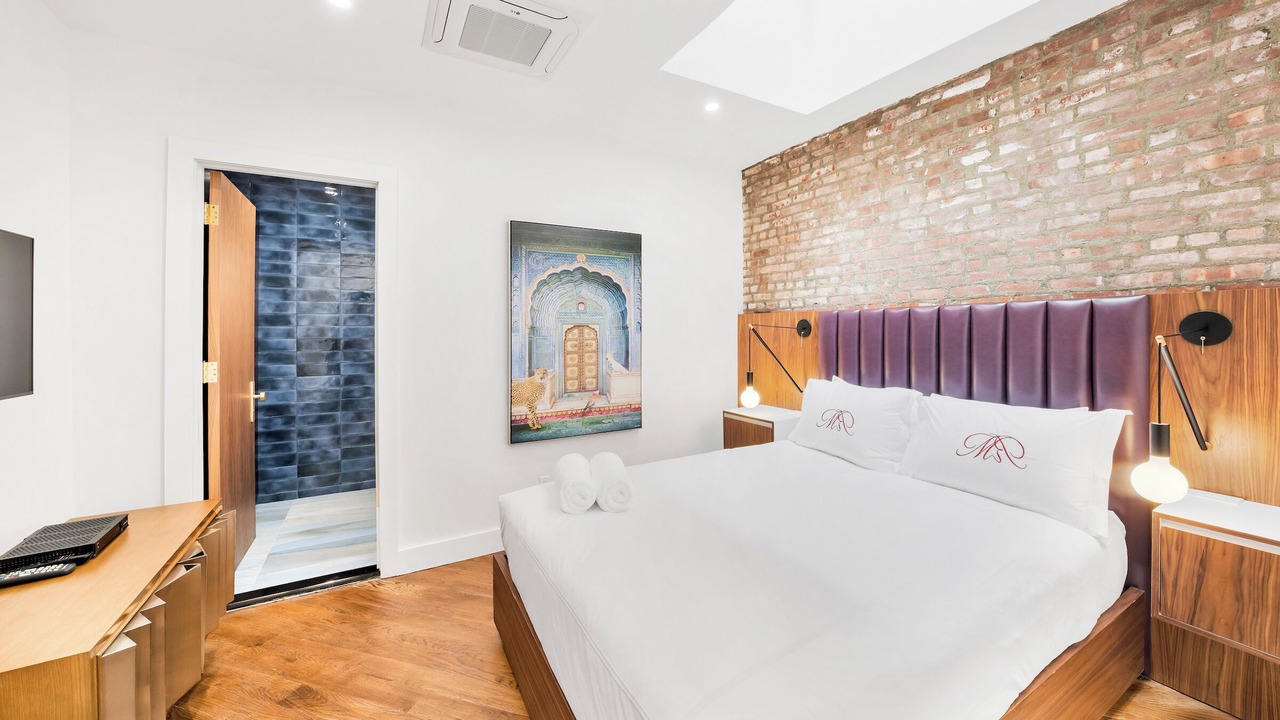 Photo of Bedroom in Midtown East
