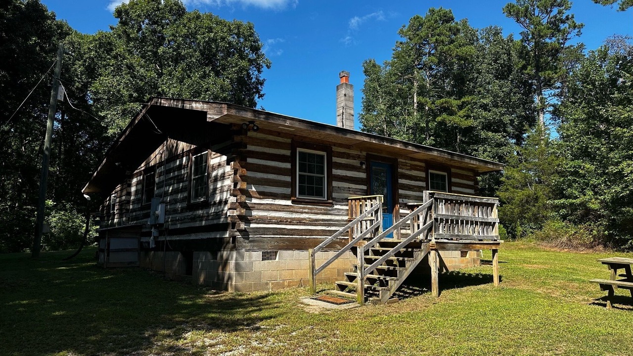 Photo of Outdoor in Keysville