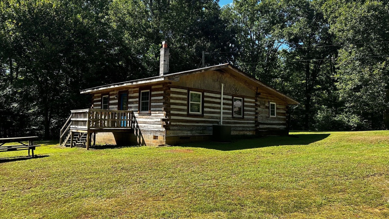 Photo of Outdoor in Keysville