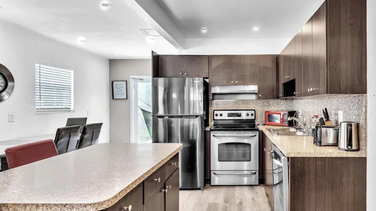 Photo of Kitchen in South Middle River