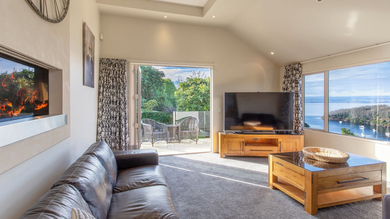 Photo of Others in Acacia Bay