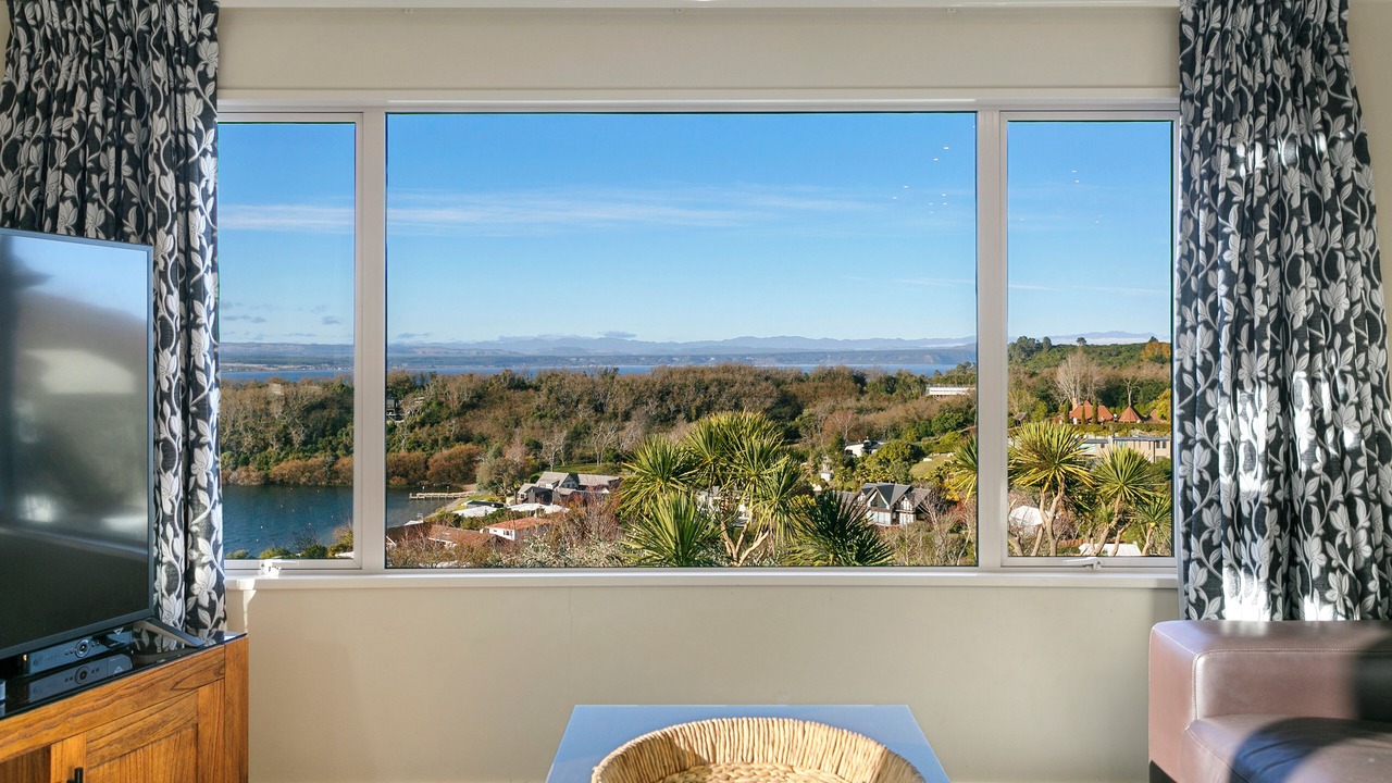 Photo of Outdoor in Acacia Bay