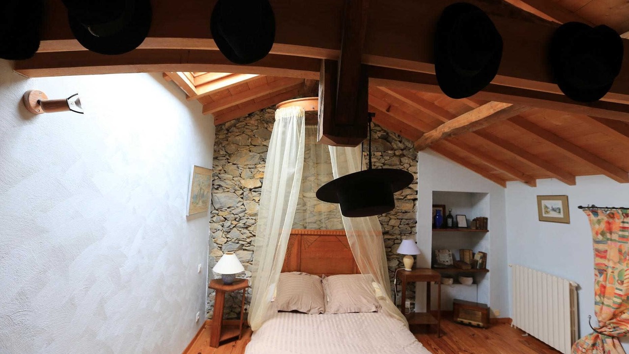 Photo of Bedroom in Cier-de-Riviere
