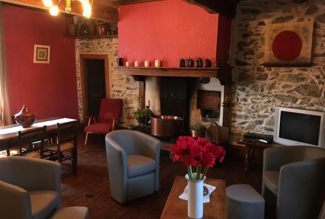 Photo of Livingroom in Cier-de-Riviere