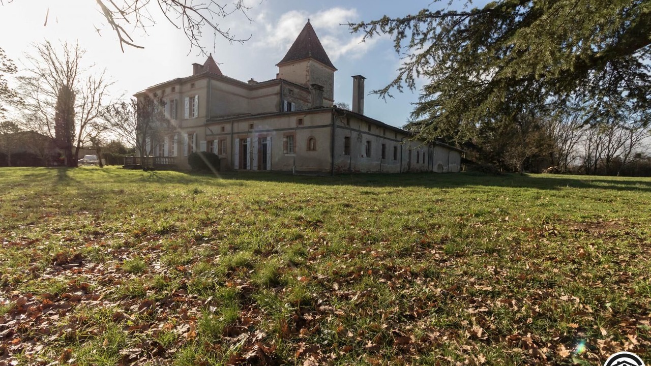 Photo of Outdoor in Pechbonnieu
