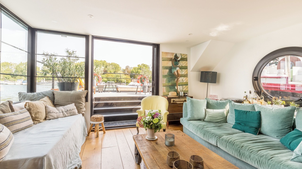 Photo of Livingroom in Saint-Cloud