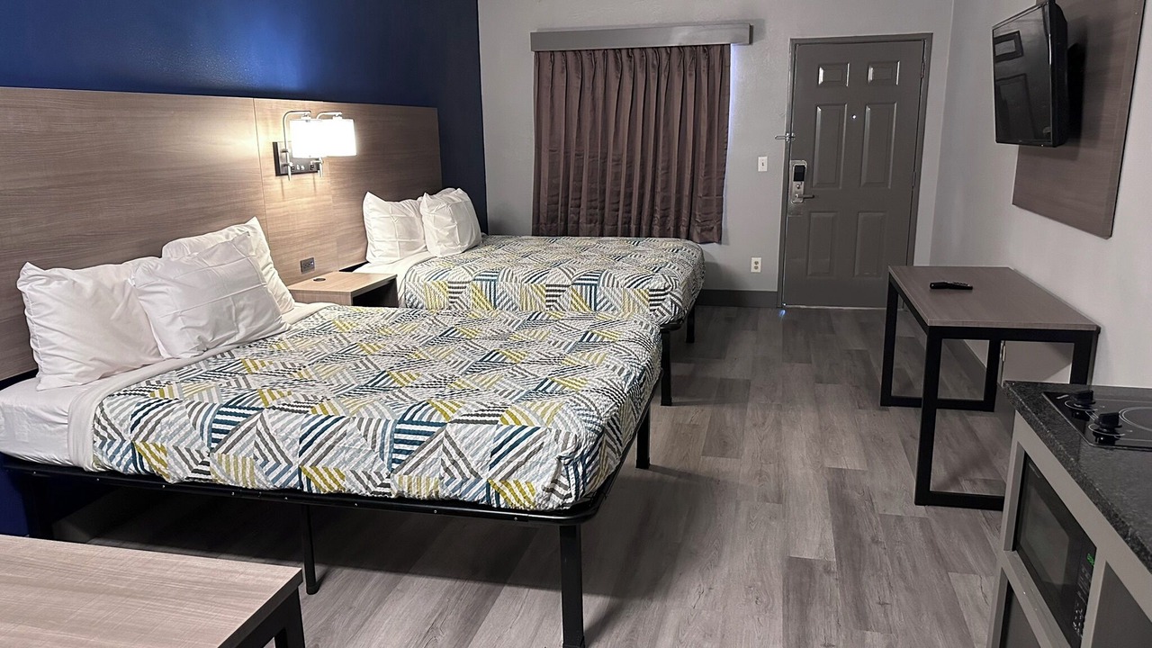 Photo of Others in Twin Brook