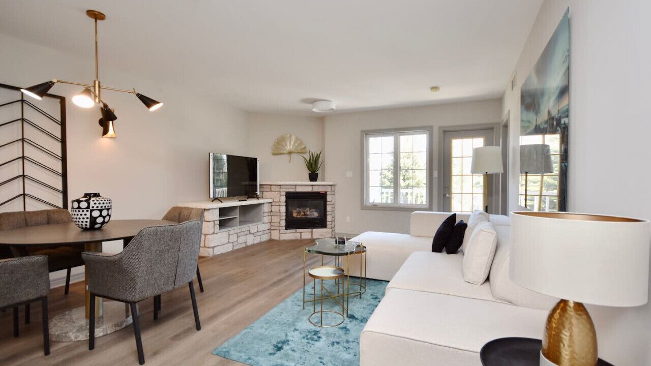 Photo of Livingroom in Oro-Medonte