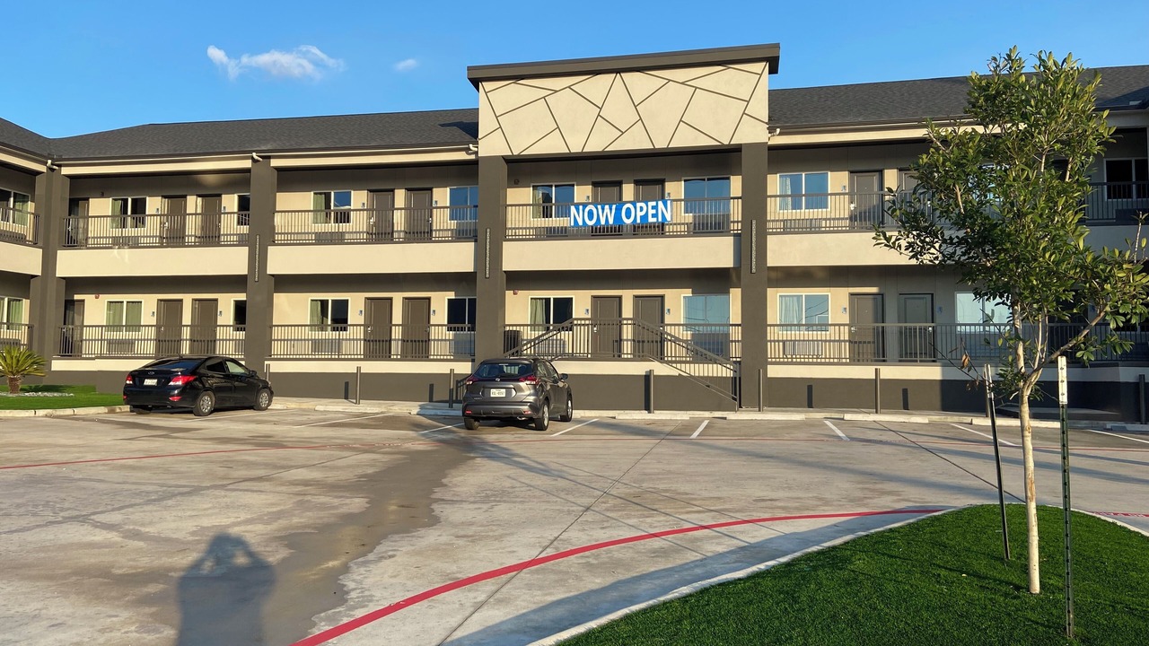 Photo of Outdoor in Greater Greenspoint