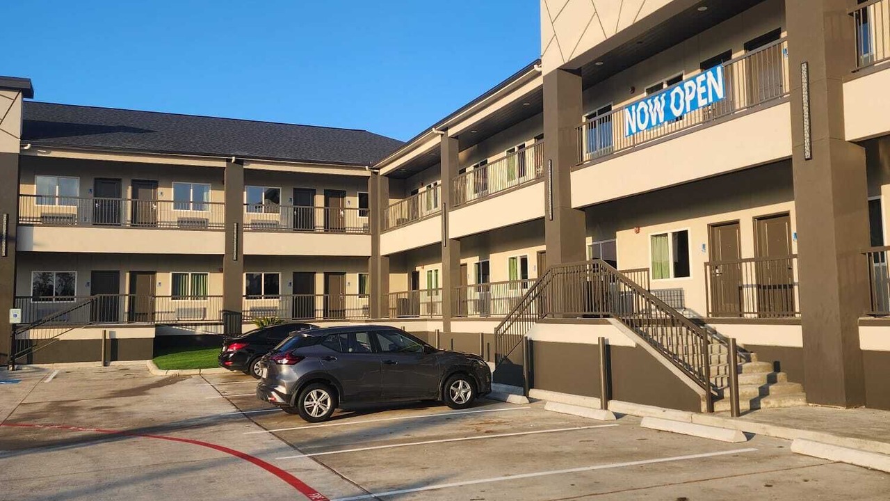 Photo of Outdoor in Greater Greenspoint