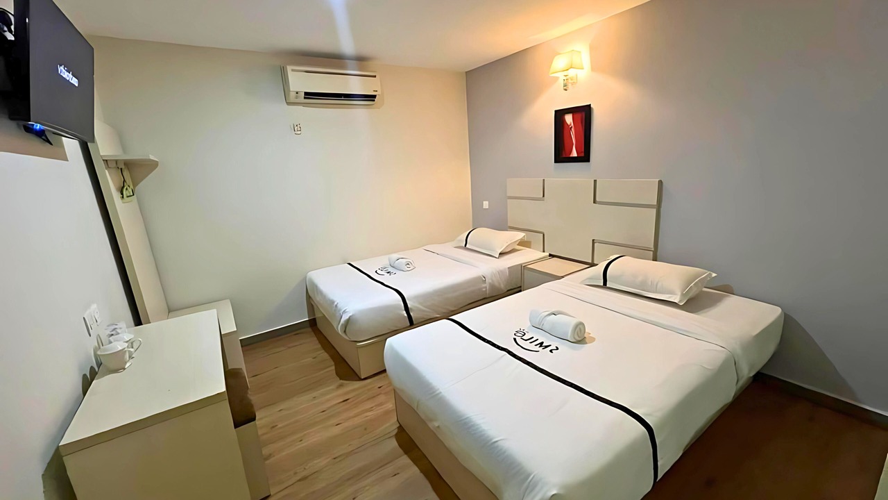 Photo of Bedroom in Maluri