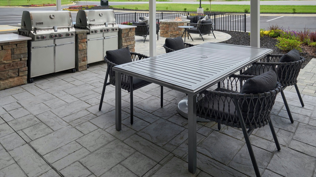 Photo of Others in Calhoun