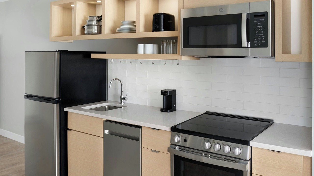 Photo of Others in Calhoun