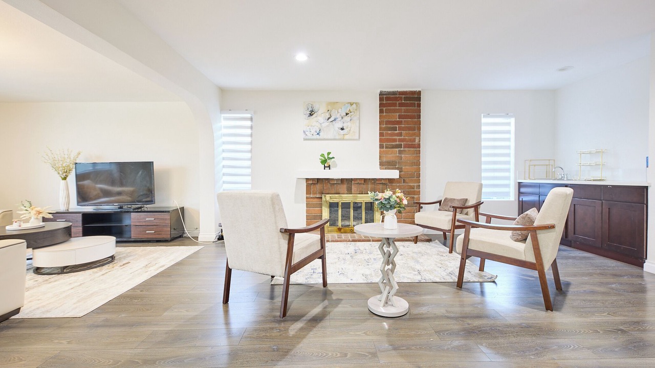 Photo of Livingroom in Hacienda Heights
