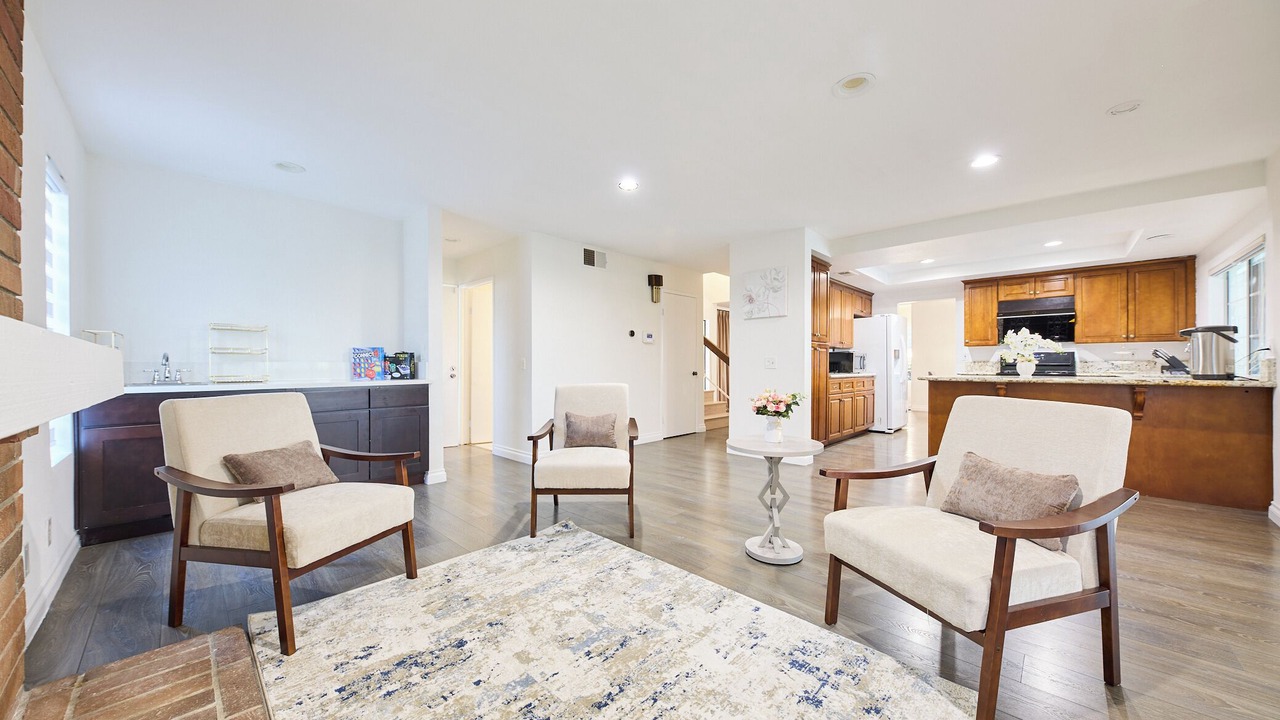 Photo of Livingroom in Hacienda Heights