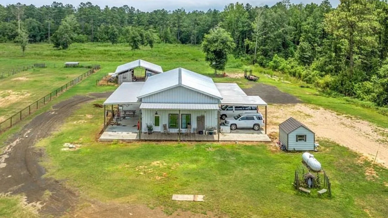Photo of Outdoor in Leblanc