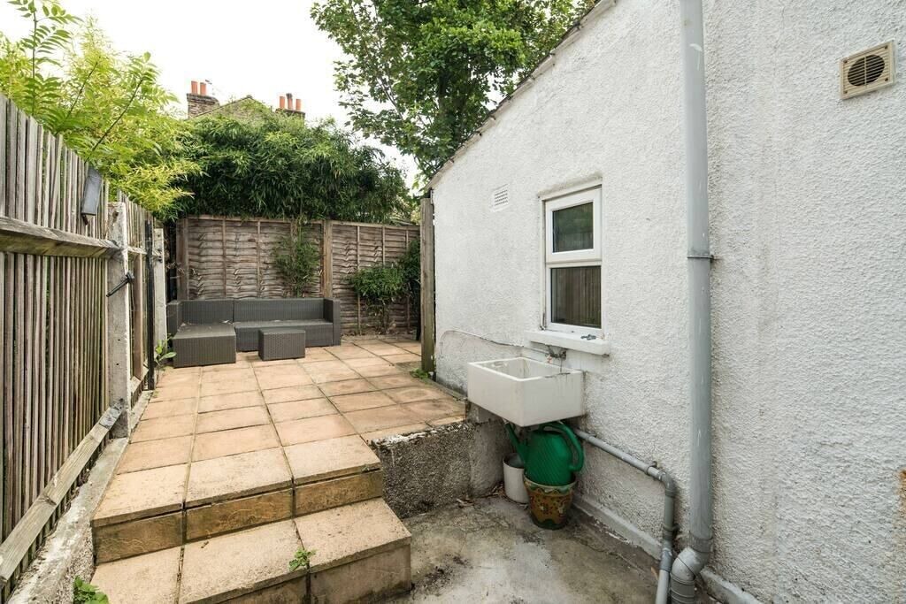 Photo of Outdoor in Brixton Hill