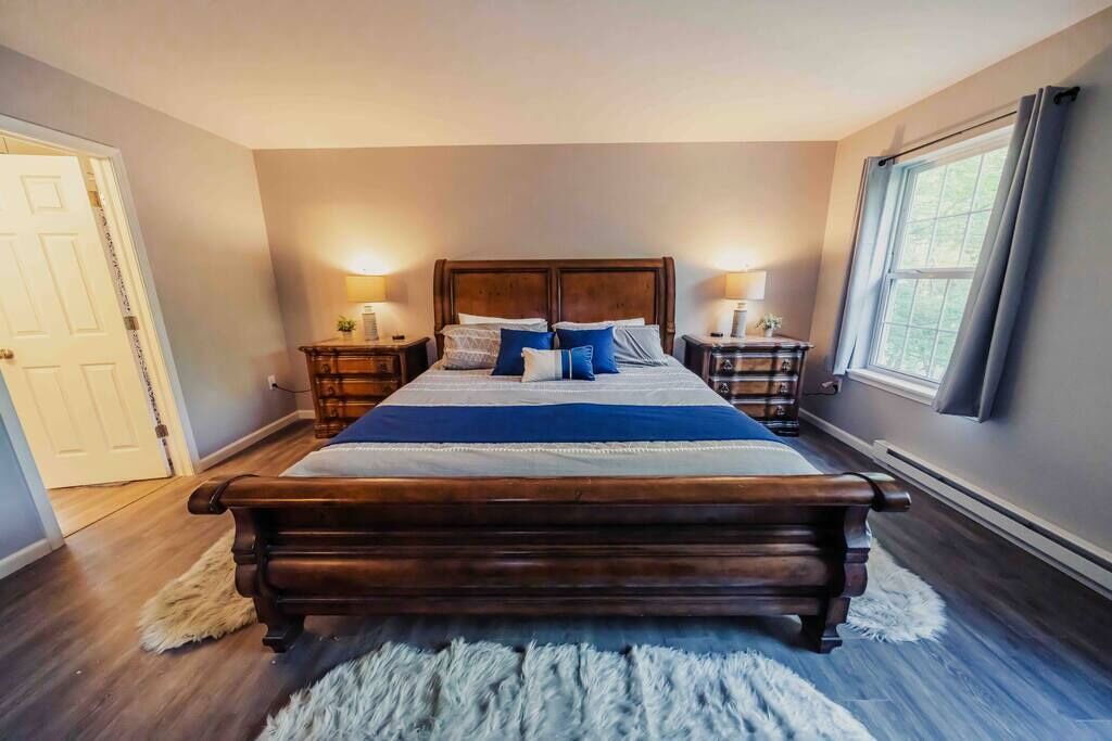 Photo of Others in Mount Pocahontas