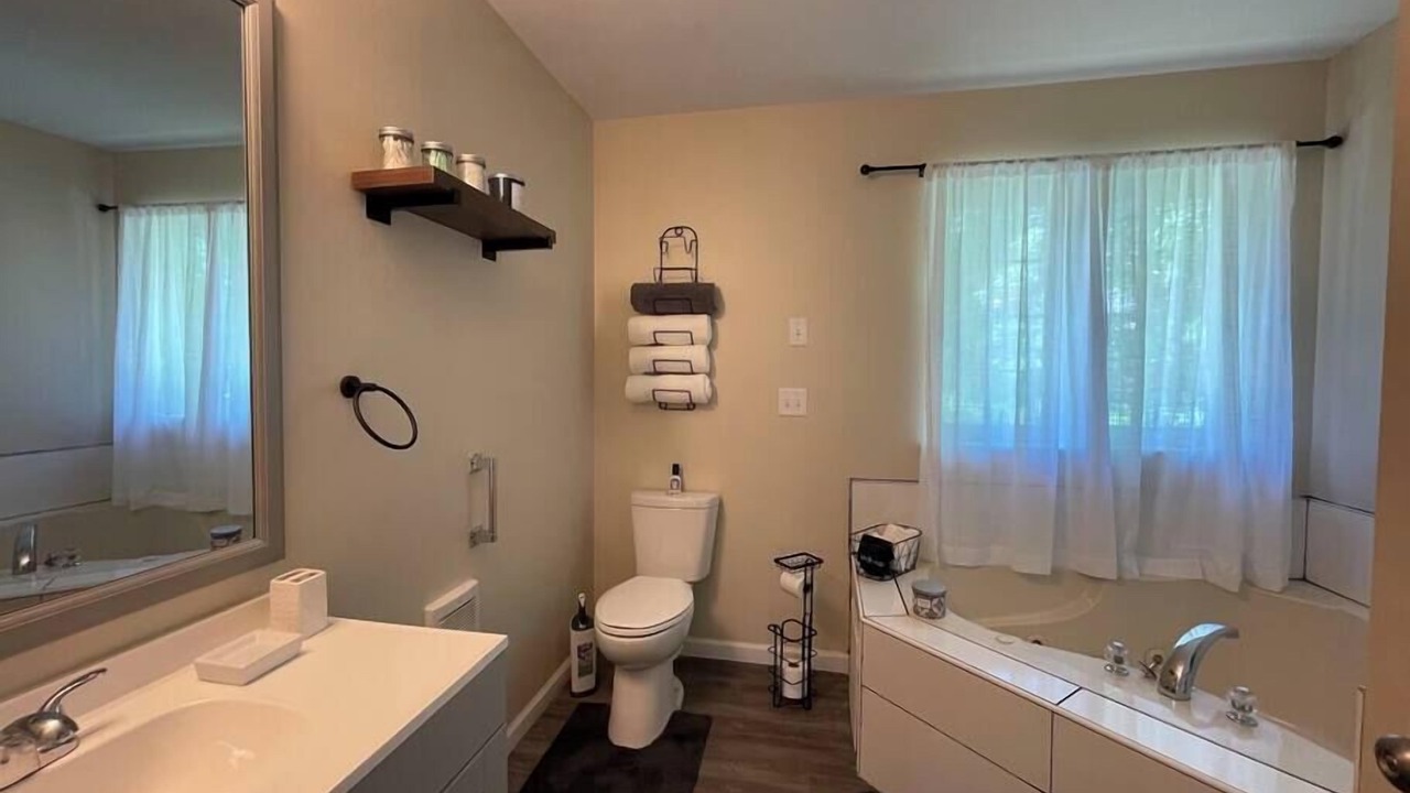 Photo of Others in Mount Pocahontas