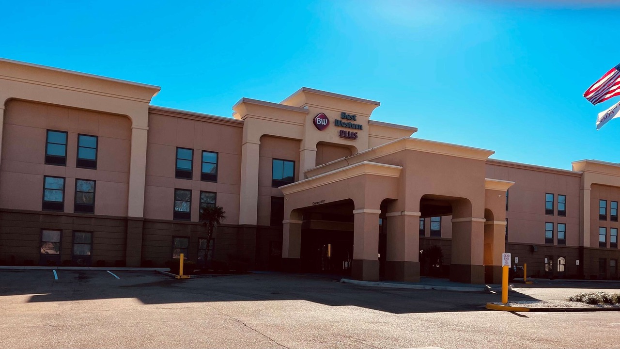 Photo of Outdoor in Clinton