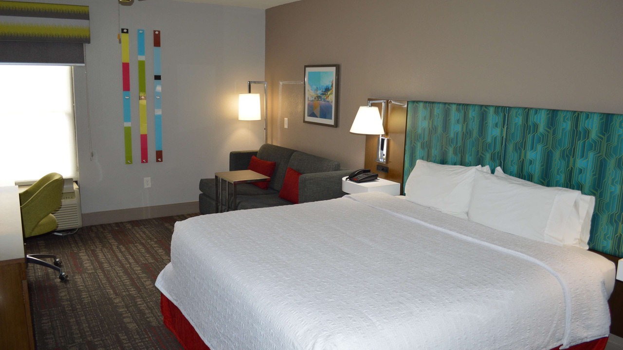 Photo of Bedroom in Clinton