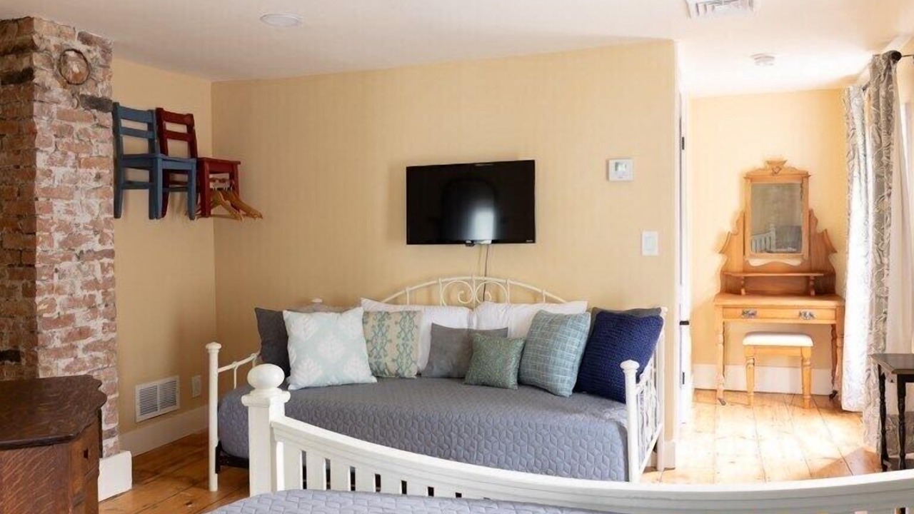 Photo of Others in New Hampton