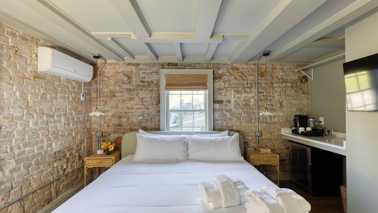 Photo of Bedroom in Harleston Village