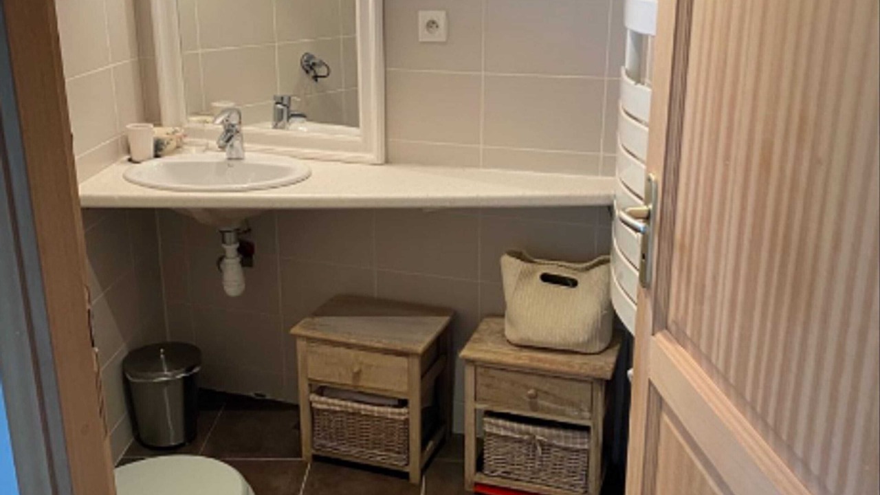 Photo of Bathroom in Porspoder