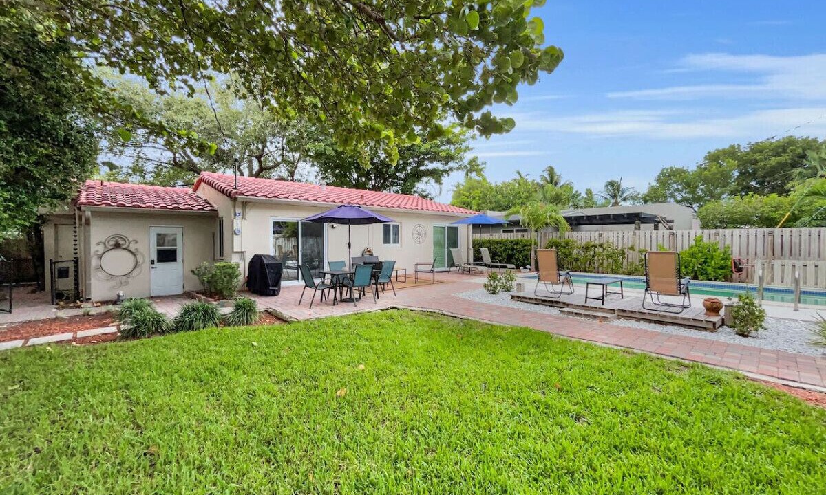 Photo of Outdoor in Wilton Manors