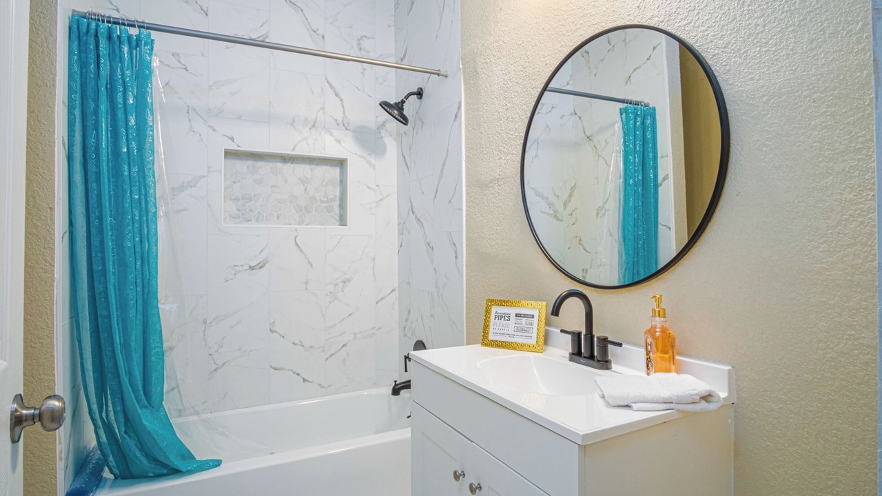 Photo of Bathroom in Nevada Street